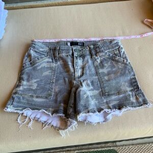 Kut from the Kloth Gray Camouflage Jean Shorts